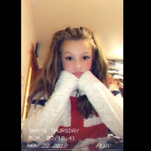 Meet your Posher, Sky